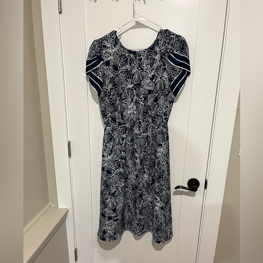 H&M Navy and White Floral Dress
